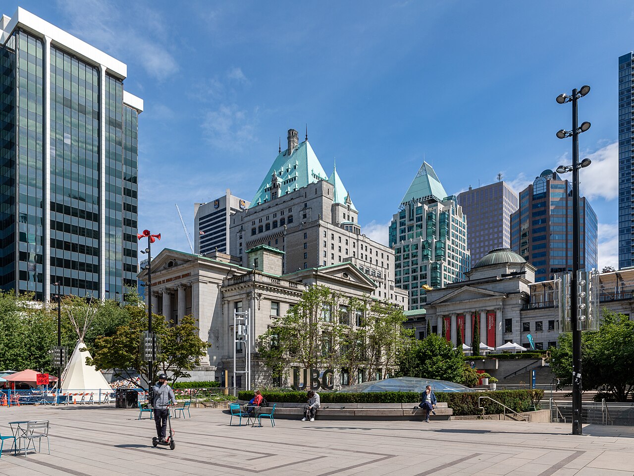 Downtown Vancouver Neighbourhood setting